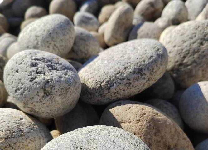 Купить речную и морскую гальку напрямую у производителя с доставкой  купить в Крыму от производителя, без посредников