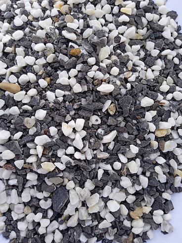 Kamenclub.ru: Мраморная крошка (щебень крошка микс: белый-зеленый-розовый) фр. 3-5 мм.  купить в Крыму мрамор белый, зеленый, розовый мраморная декоративная крошка каменная 12000 руб/т   фото КАМЕНЬ КЛУБ