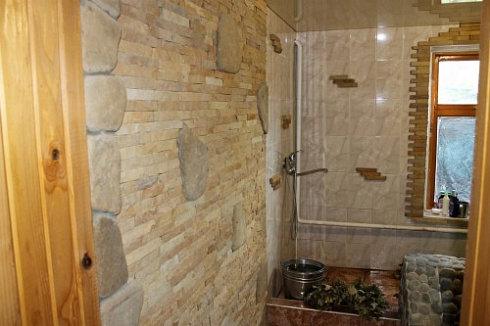 Kamenclub.ru: Песчаник (лапша) art PSG-3-01  купить в Крыму    2300 руб/кв.м   фото КАМЕНЬ КЛУБ