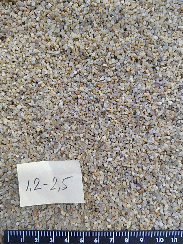 Кварцевый песок сухой фракцинированный фр. 1,2-2,5 мм.  купить в Крыму фото Камень Клуб