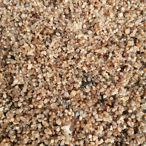 Кварцевый песок сухой фракцинированный фр. 1,6-4 мм.  купить в Крыму фото Камень Клуб