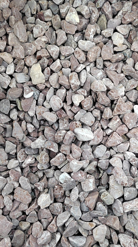 Kamenclub.ru: Мраморная крошка (щебень галтованный розовый) фр.20-40 мм.  купить в Крыму мрамор розовый, красный оголтованный округлый щебень  15000 руб/т   фото КАМЕНЬ КЛУБ