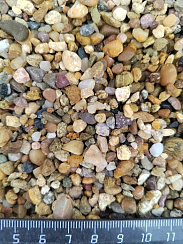 Галька речная окат (рыжая) фр.3-5 мм купить в Крыму  фото, отзывы на сайте Камень Клуб