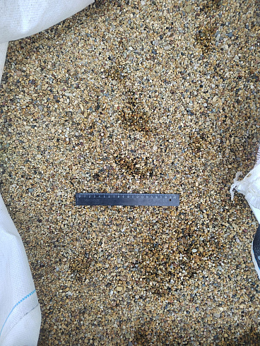 Галька речная окат (рыжая) фр.3-5 мм купить в Крыму 