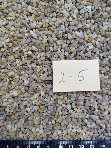 Кварцевый песок для площадок фр. 2-5 мм.  купить в Крыму фото Камень Клуб