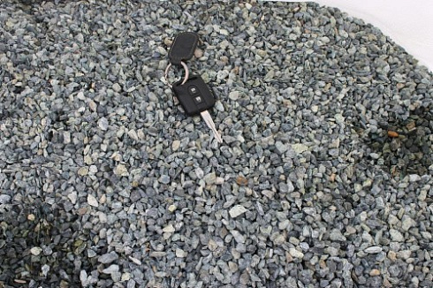 Kamenclub.ru: Щебень крошка зеленый (змеевик) фр. 5-10 мм  купить в Крыму змеевик зеленый, салатовый ландшафтный декоративный щебень крошка 7 200 руб/т   фото КАМЕНЬ КЛУБ