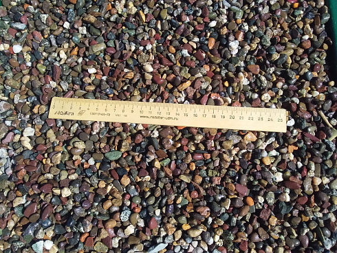 Kamenclub.ru: Галька речная окат цветная фр.5-10 мм. купить  в Крыму галька речная белый, серый, красноватый, синий, темно-серый речная окатанная галька декоративная 6800 руб/т   фото КАМЕНЬ КЛУБ
