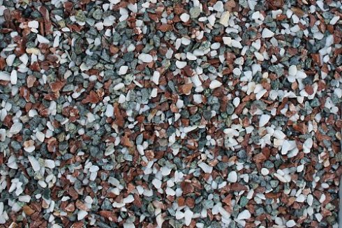 Kamenclub.ru: Мраморная крошка (щебень крошка микс : белый-черный-розовый) фр. 3-5 мм.  купить в Крыму мрамор белый, черный, розовый, разноцветный мраморная каменная крошка декорвтивная 12000 руб/т   фото КАМЕНЬ КЛУБ