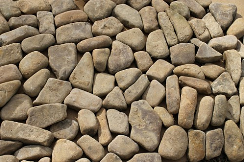 Kamenclub.ru: Песчаник брусчатка  купить в Крыму    5 500 руб/т   фото КАМЕНЬ КЛУБ