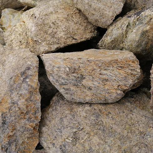 фото Змеевик салатовый  (фр. 70-100 мм)  купить в Крыму в интернет-портале КАМЕНЬ КЛУБ